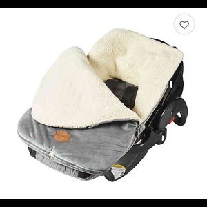 JJ Cole Bundle Me - Grey Fleece (NWOT)